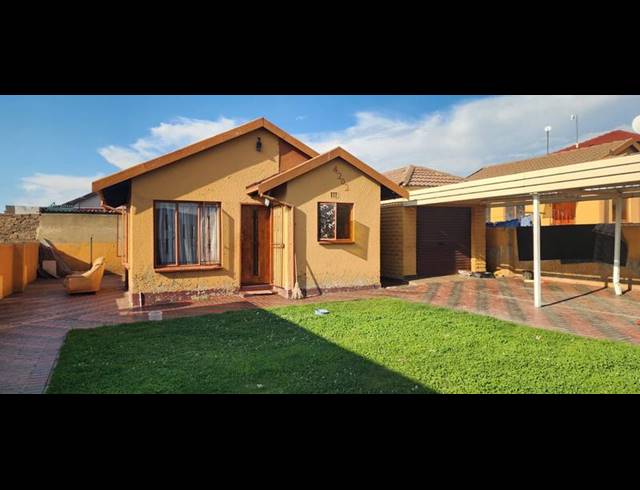 2 BEDROOM HOUSE FOR SALE IN BIRCH ACRES